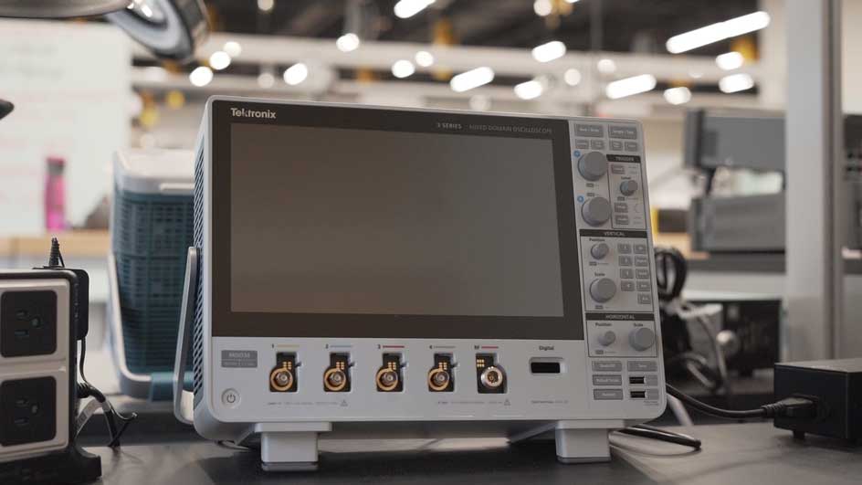 A Tektronix oscilloscope in Temple University's Ideas Hub