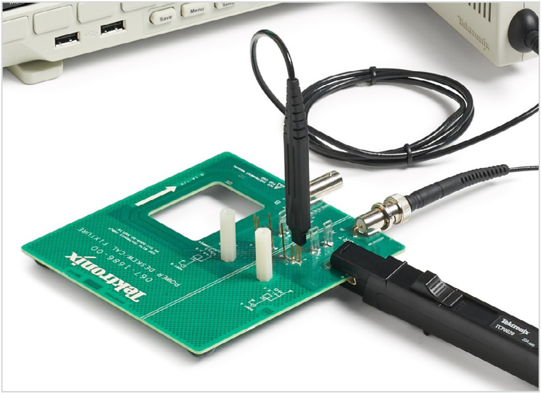 Power Measurement Deskew & Calibration Fixture (067-1686-00). These connections provide you with a convenient way to compensate for timing differences between voltage and current probes