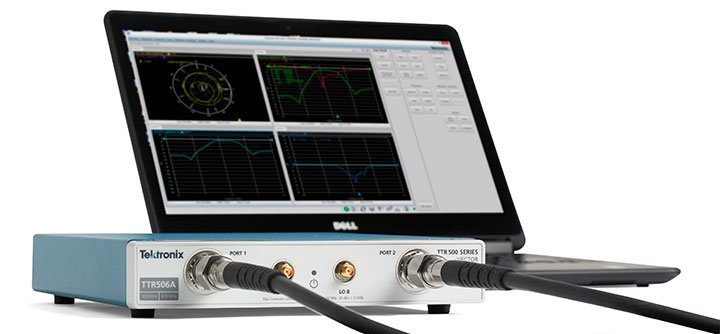 ttr500-vector-network-analyzer-connected-PC