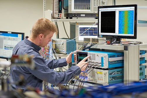 awg5200-advanced-research.jpg Thumbnail